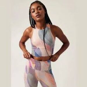 NWT Athleta Pink and Gray Conscious Crop